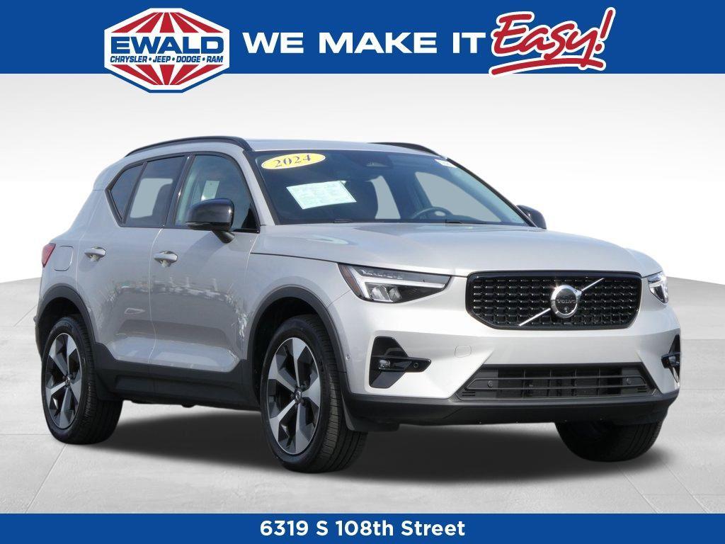 used 2024 Volvo XC40 car, priced at $37,522