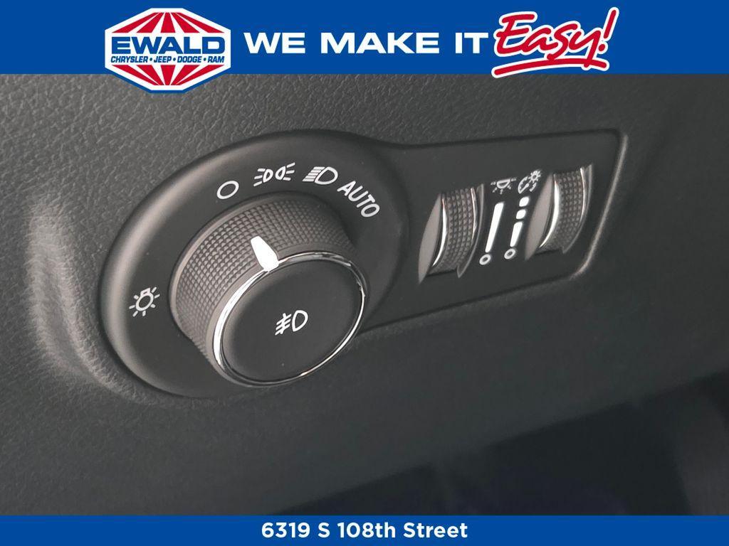 new 2026 Jeep Compass car, priced at $32,594