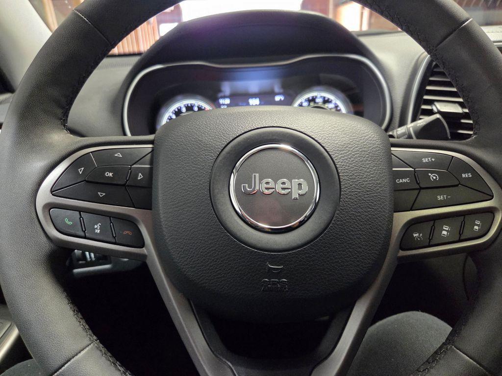 used 2022 Jeep Cherokee car, priced at $25,414