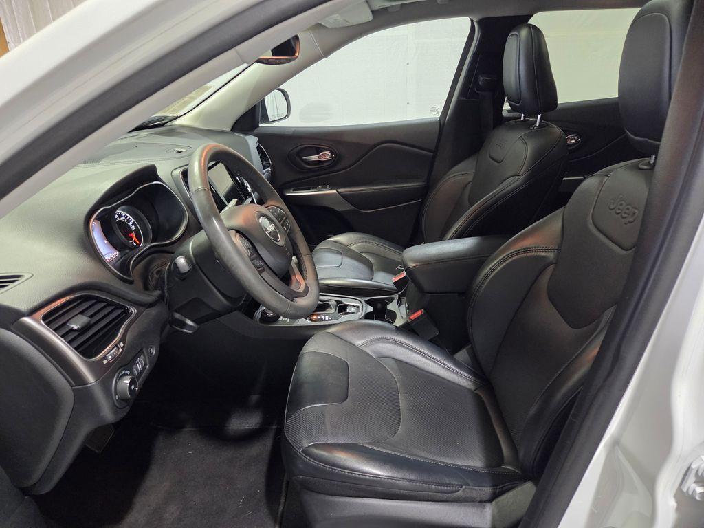 used 2022 Jeep Cherokee car, priced at $25,414