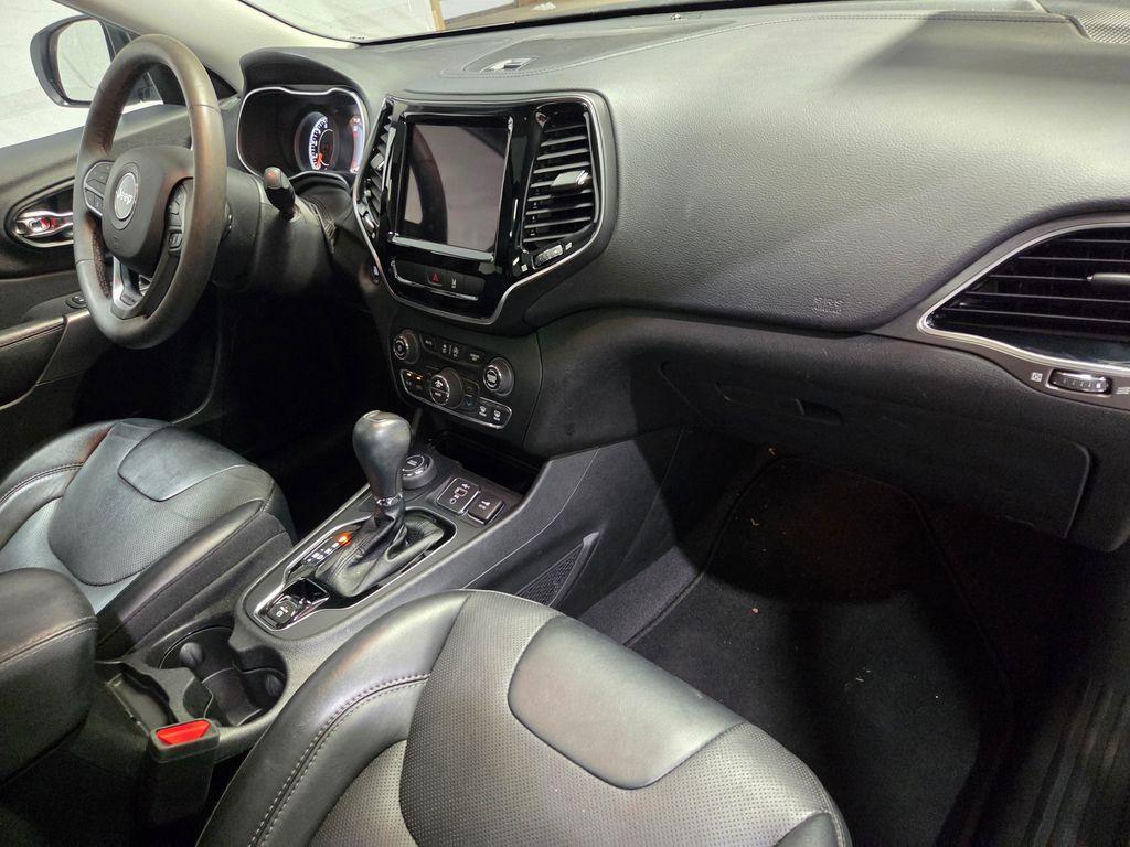 used 2022 Jeep Cherokee car, priced at $25,414