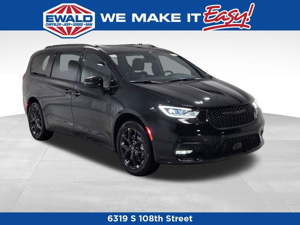 new 2026 Chrysler Pacifica car, priced at $51,830