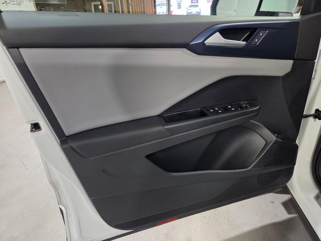 used 2022 Volkswagen Taos car, priced at $21,111