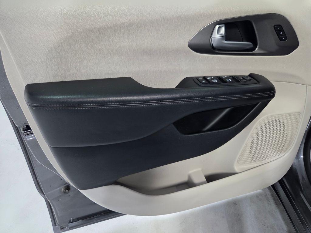 used 2018 Chrysler Pacifica car, priced at $19,669
