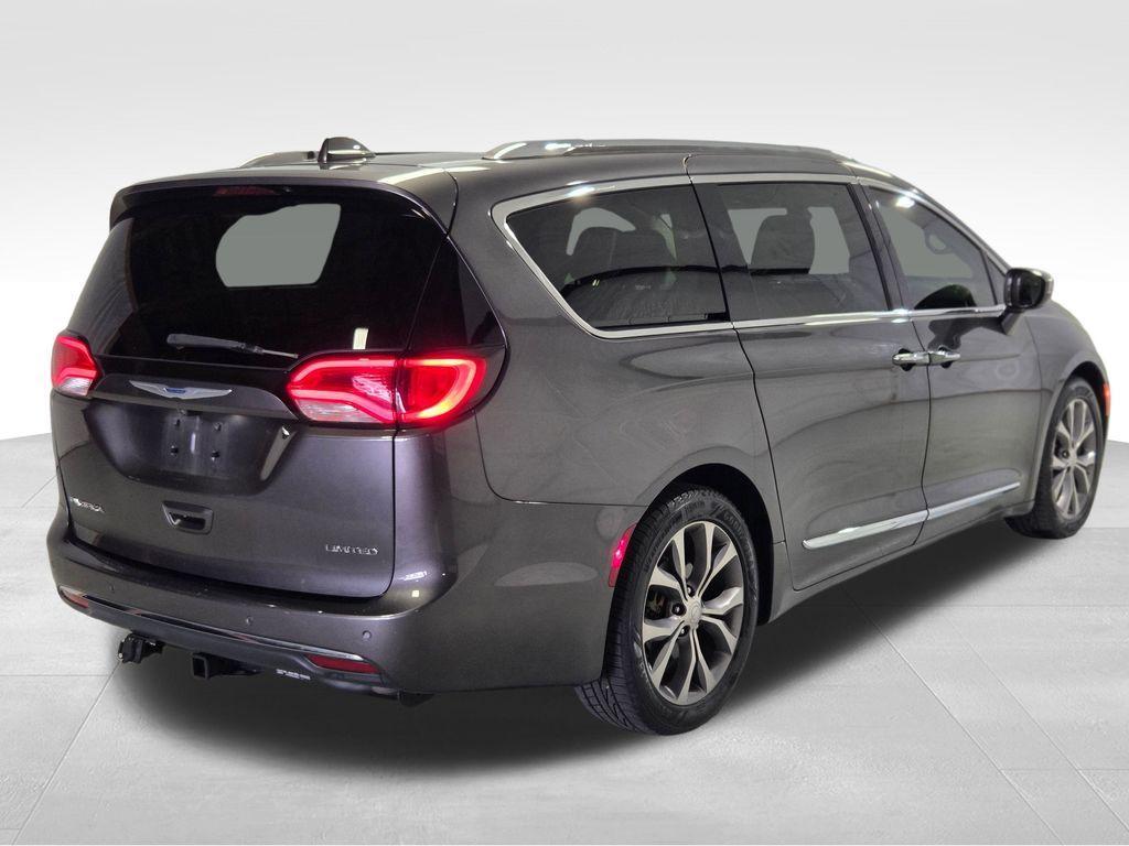 used 2018 Chrysler Pacifica car, priced at $19,669