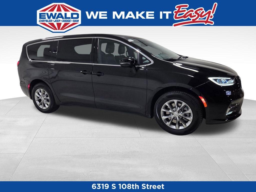 new 2026 Chrysler Pacifica car