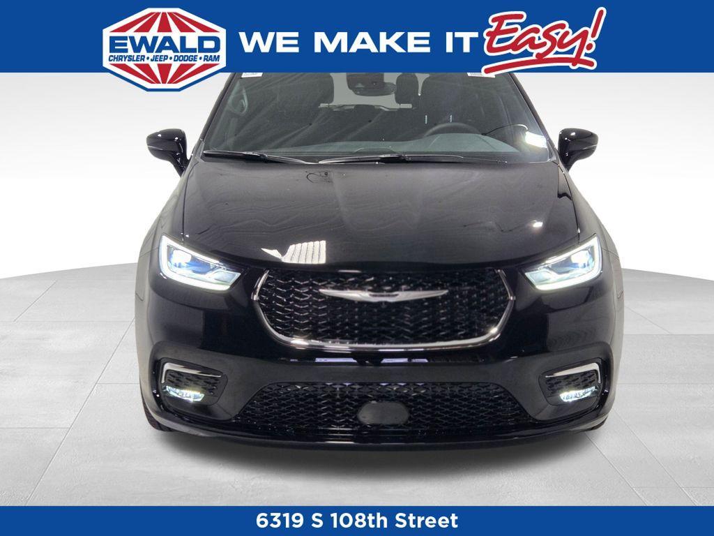 new 2026 Chrysler Pacifica car