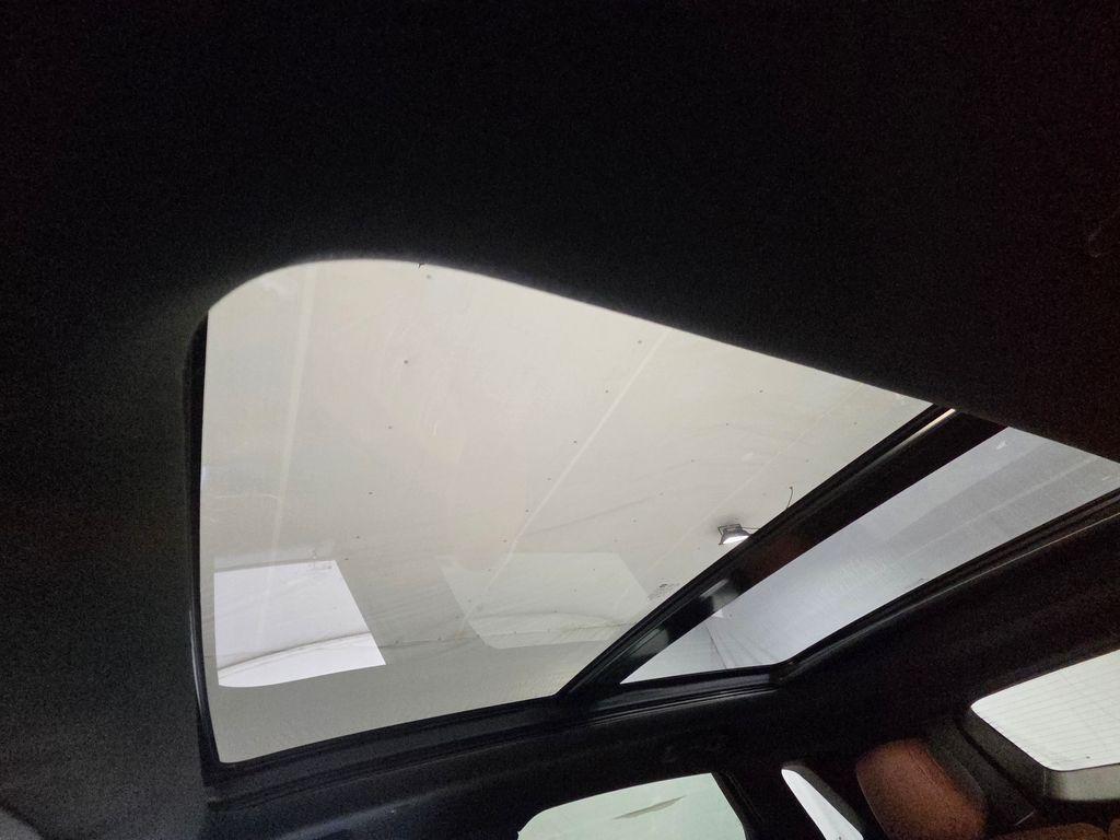 used 2022 Cadillac XT5 car, priced at $31,919