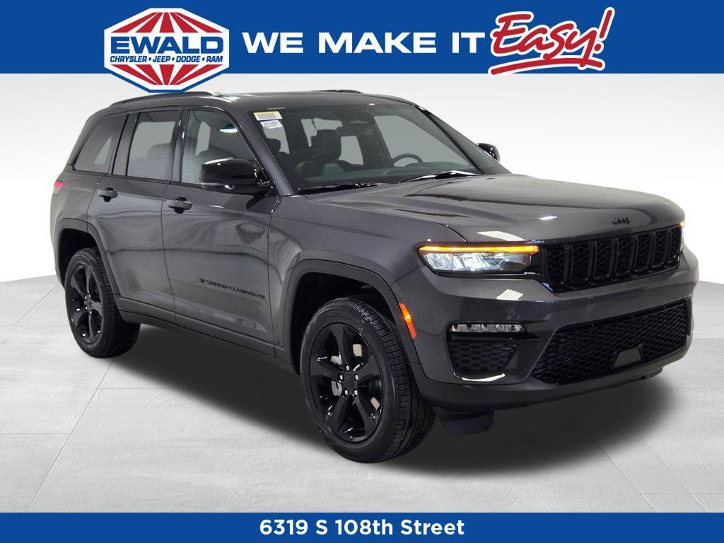 new 2025 Jeep Grand Cherokee car, priced at $48,082