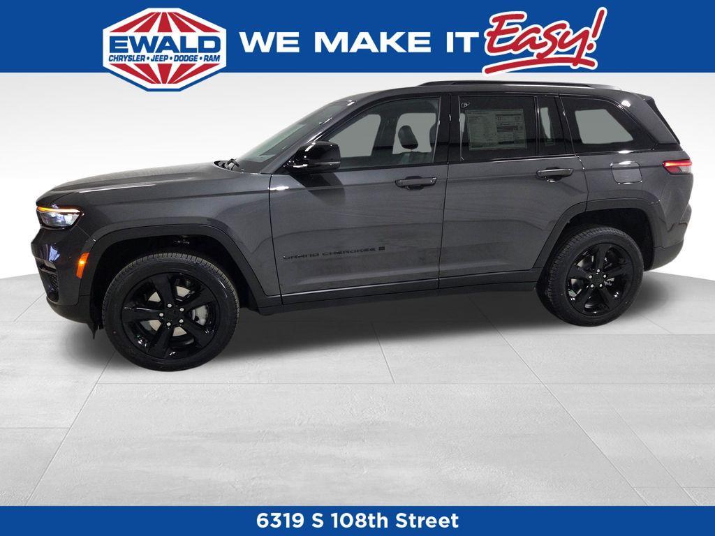 new 2025 Jeep Grand Cherokee car, priced at $48,082