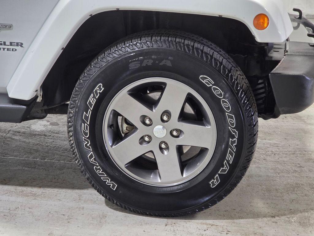 used 2015 Jeep Wrangler Unlimited car, priced at $17,743