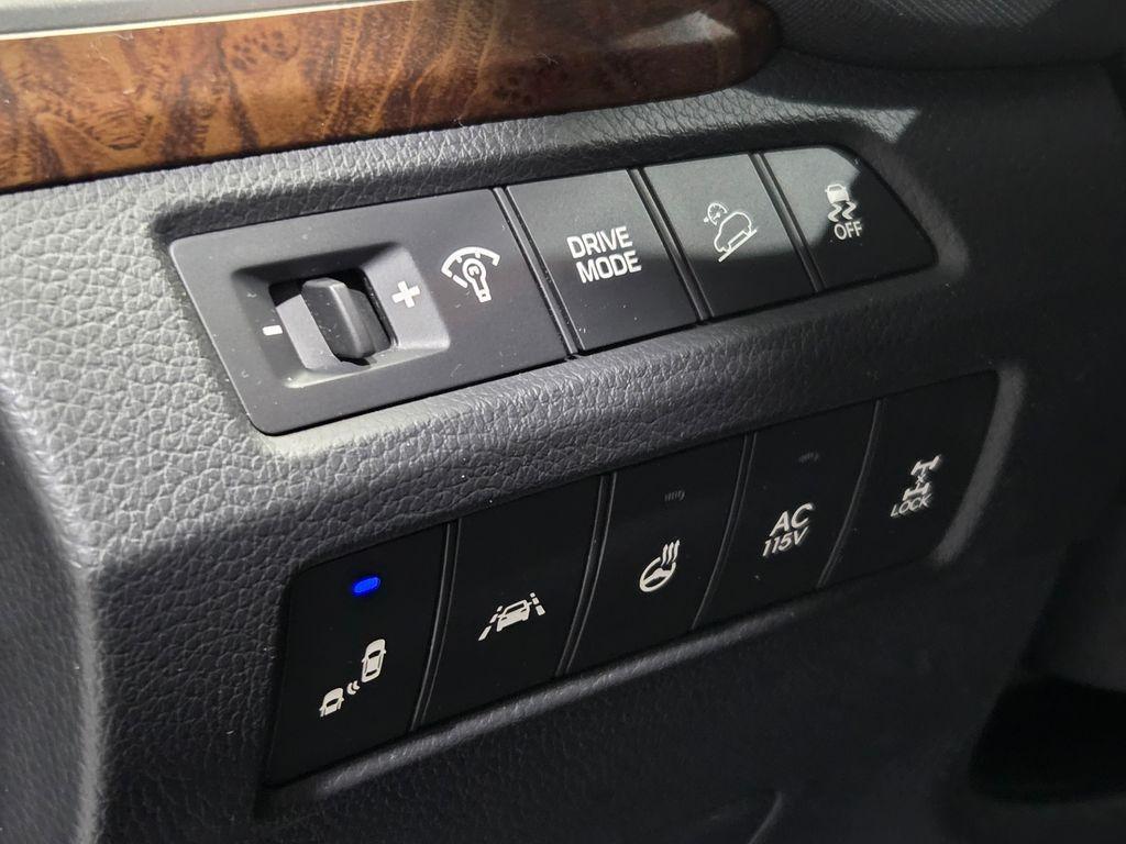 used 2018 Hyundai Santa Fe car, priced at $17,710