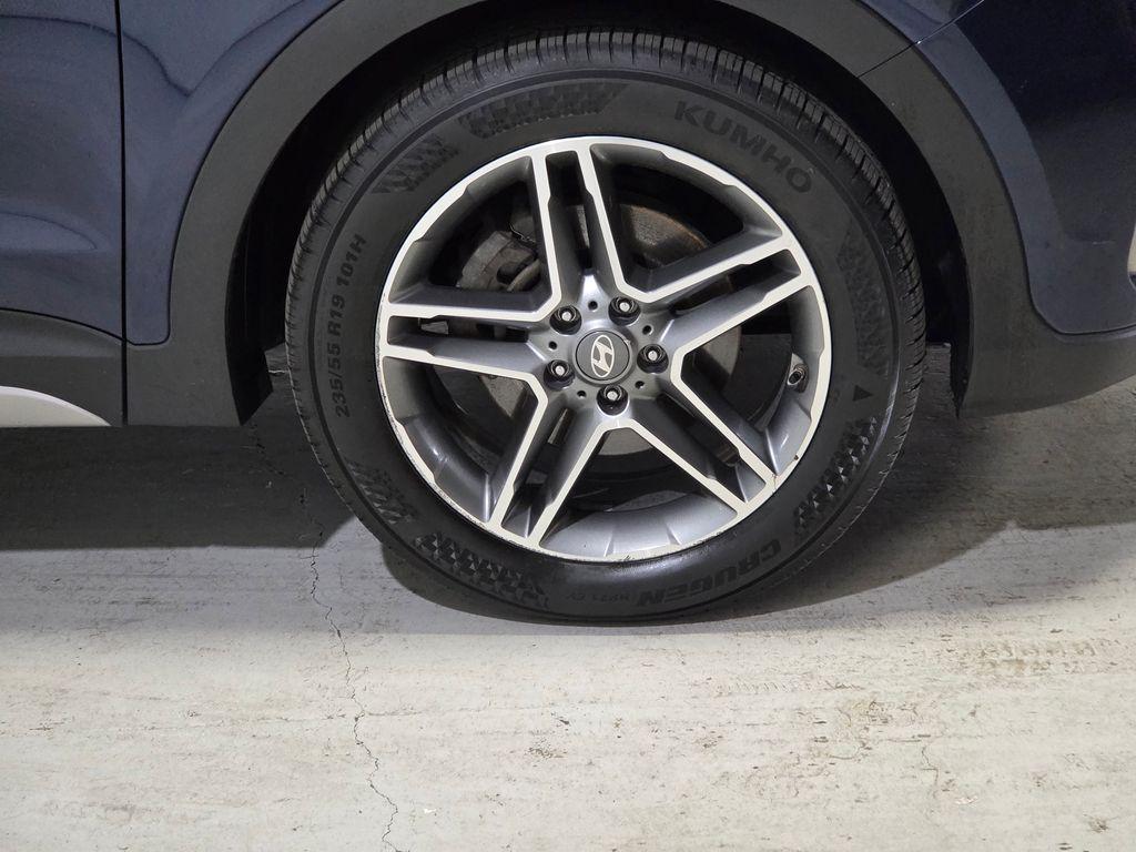 used 2018 Hyundai Santa Fe car, priced at $17,710