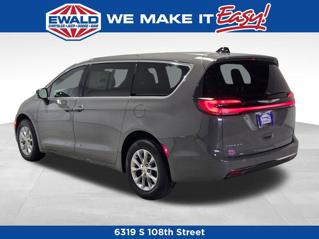 new 2025 Chrysler Pacifica car, priced at $50,193
