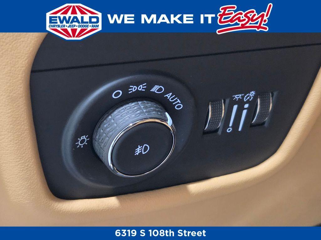 new 2025 Jeep Grand Cherokee L car, priced at $65,440