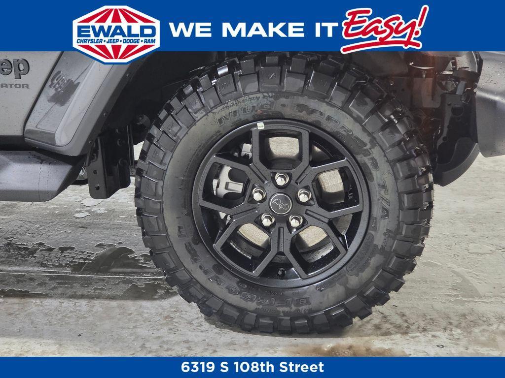 new 2025 Jeep Gladiator car, priced at $48,585