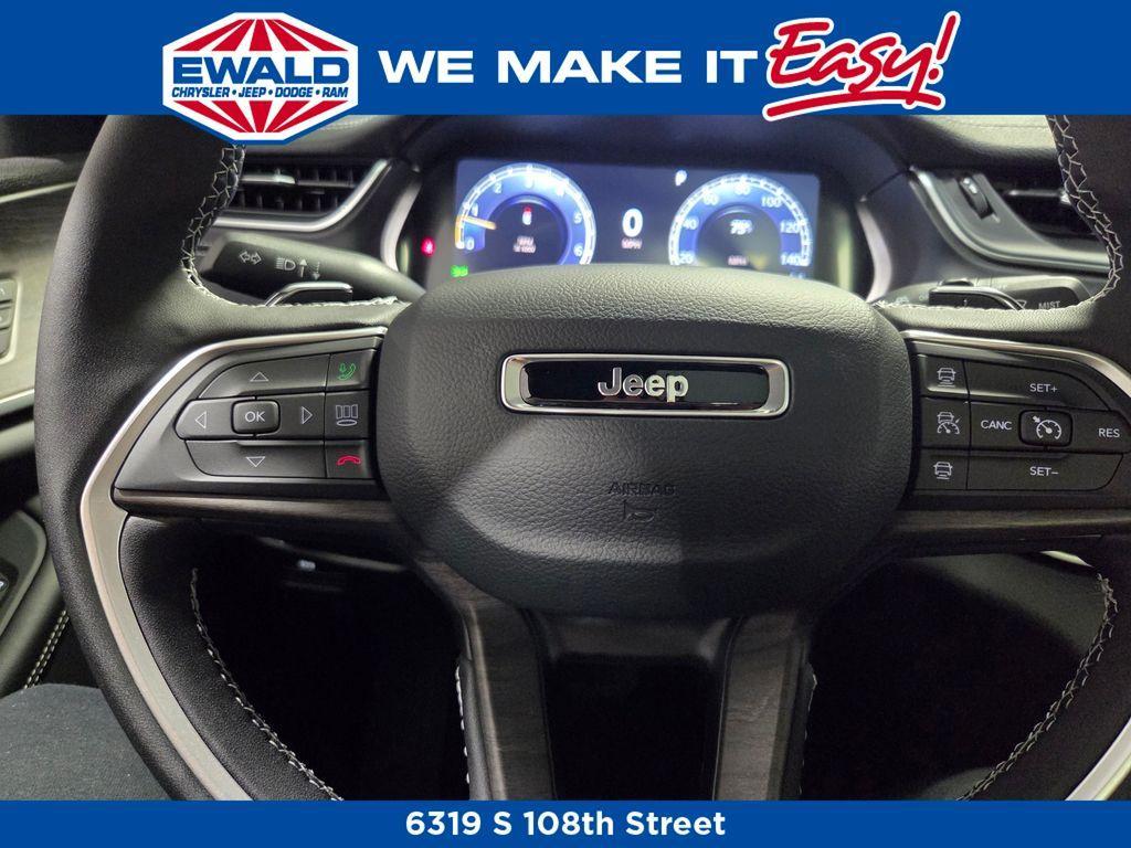 new 2025 Jeep Grand Cherokee L car, priced at $49,015