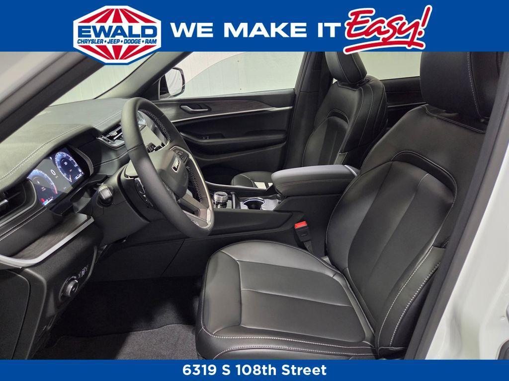 new 2025 Jeep Grand Cherokee L car, priced at $49,015