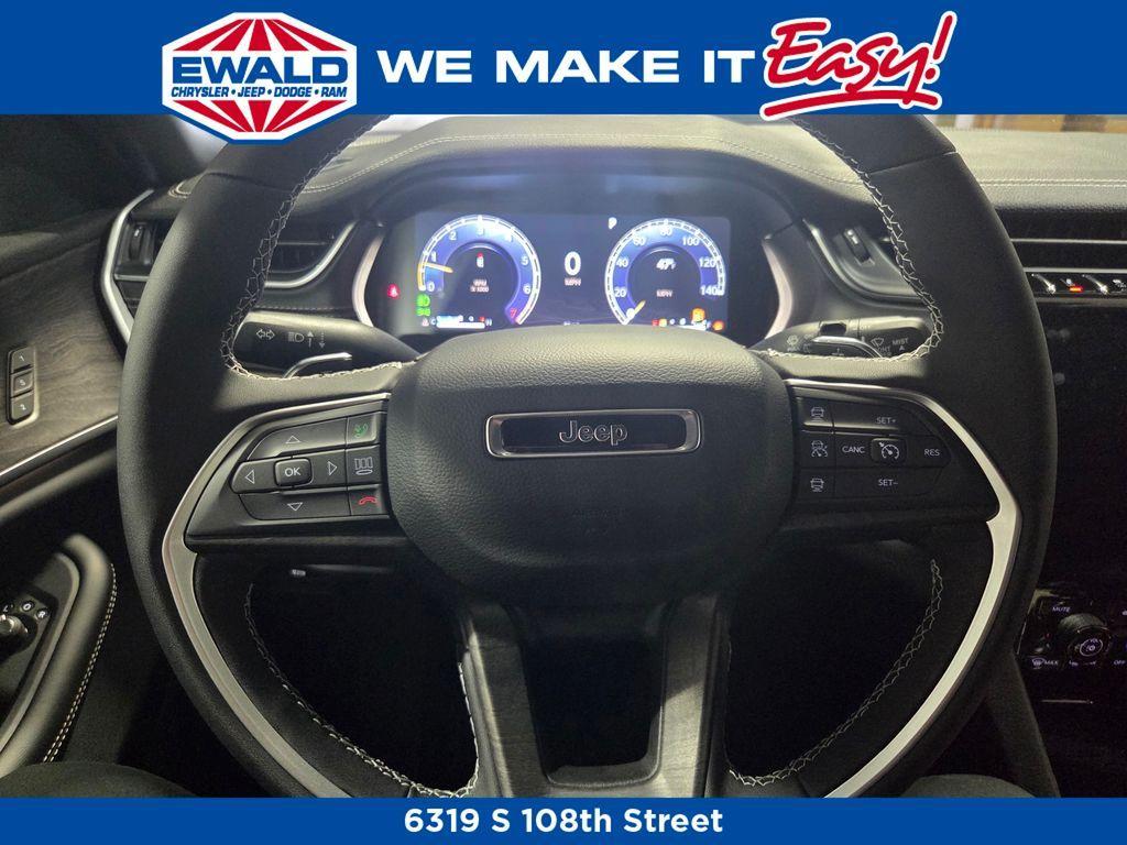 new 2025 Jeep Grand Cherokee car, priced at $39,342