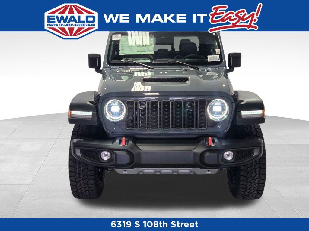 new 2025 Jeep Gladiator car, priced at $58,215