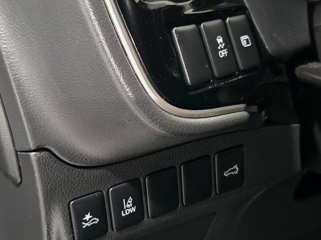 used 2020 Mitsubishi Outlander car, priced at $12,999