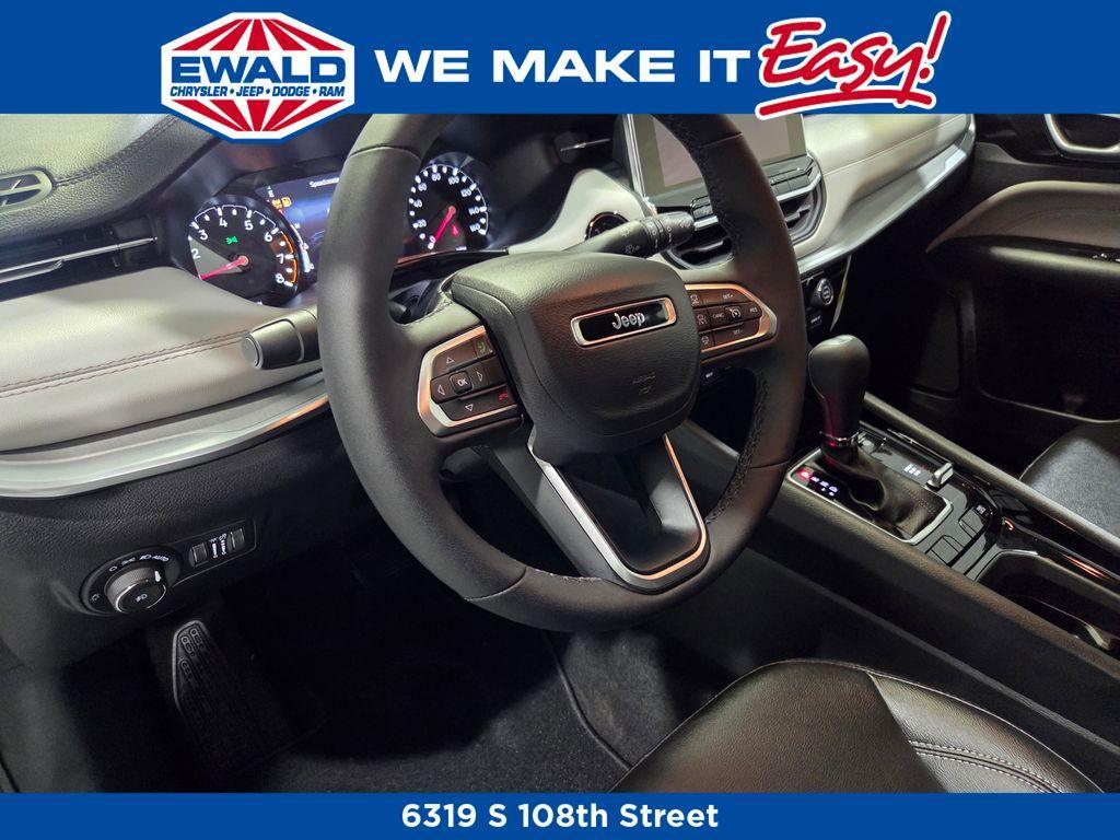 new 2025 Jeep Compass car, priced at $30,813