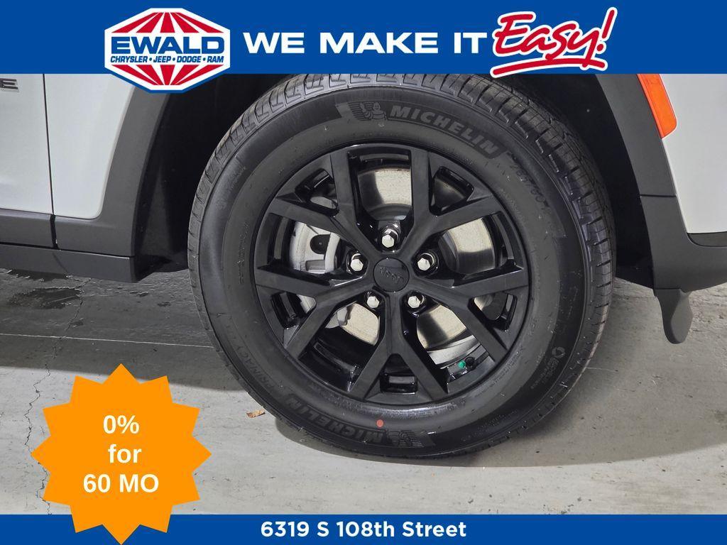 new 2025 Jeep Grand Cherokee L car, priced at $43,381