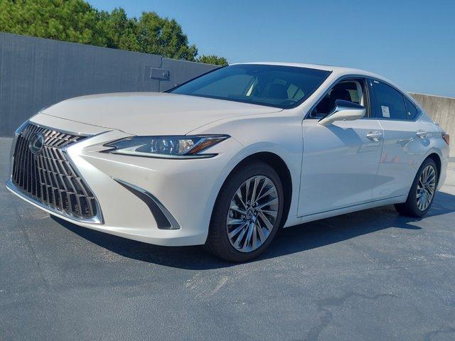 new 2024 Lexus ES 300h car, priced at $54,900