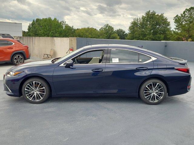 new 2025 Lexus ES 300h car, priced at $50,724