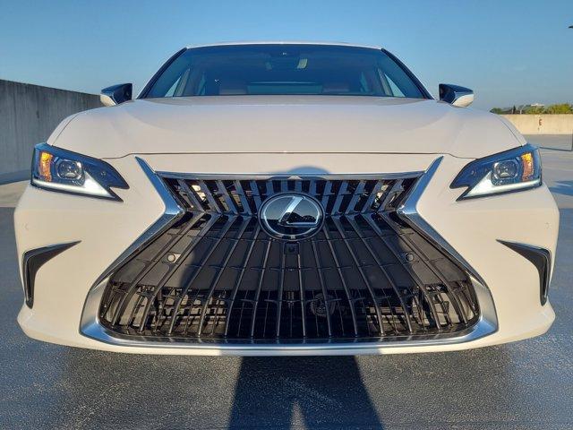 new 2025 Lexus ES 300h car, priced at $54,434