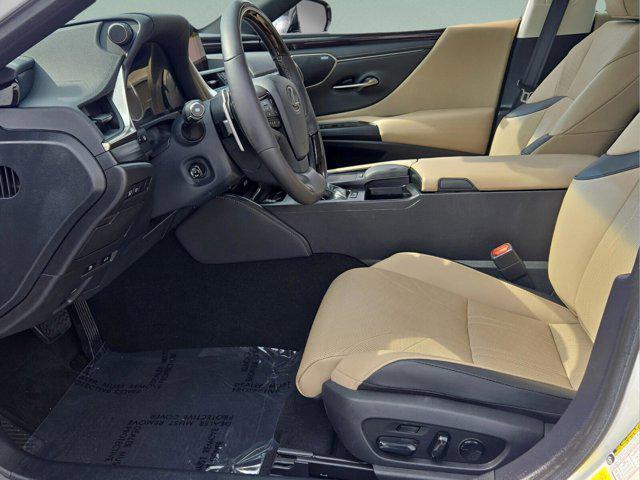 used 2020 Lexus ES 350 car, priced at $28,091