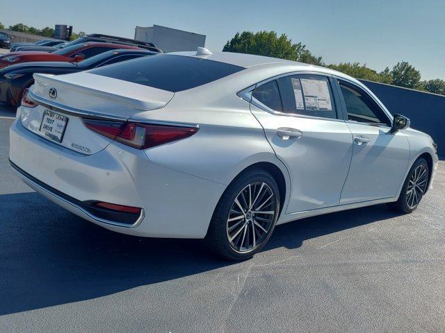 new 2025 Lexus ES 300h car, priced at $51,344