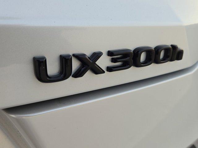 new 2025 Lexus UX 300h car, priced at $45,493