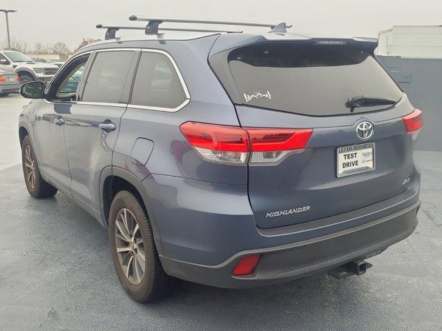 used 2018 Toyota Highlander car, priced at $25,922