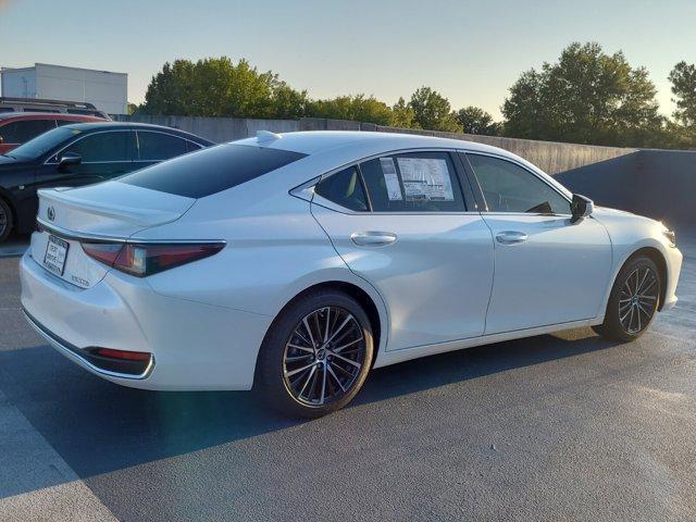 new 2024 Lexus ES 300h car, priced at $51,180