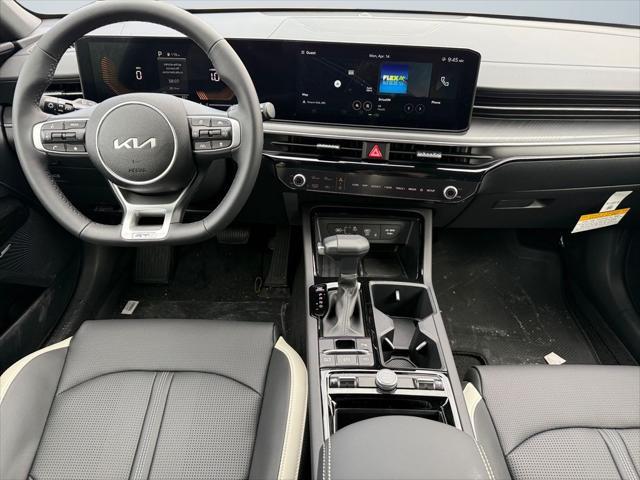 new 2025 Kia K5 car, priced at $30,552