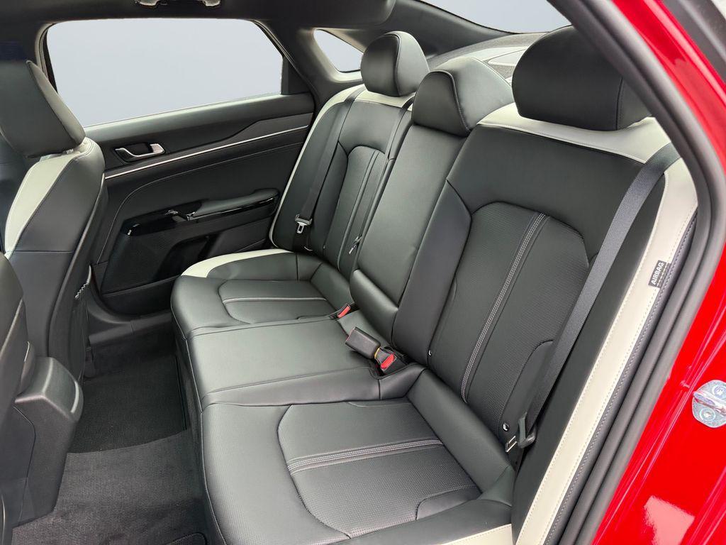 new 2025 Kia K5 car, priced at $30,291