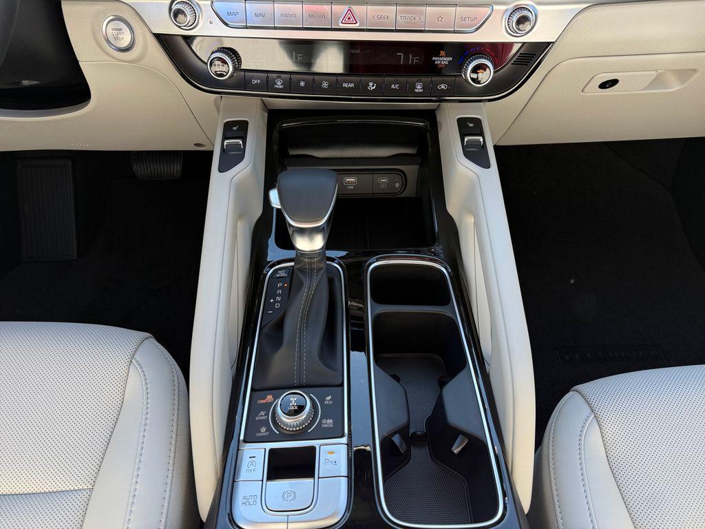 new 2025 Kia Telluride car, priced at $41,395