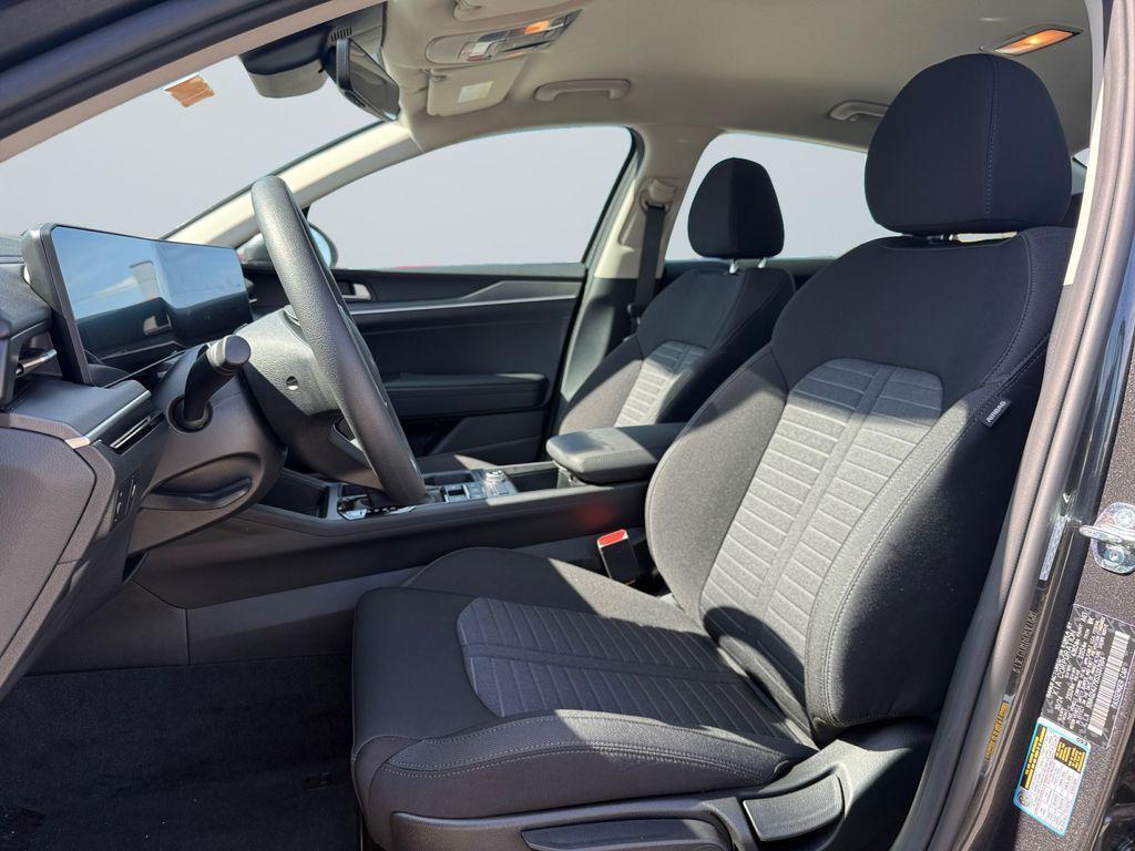 new 2025 Kia K5 car, priced at $27,653