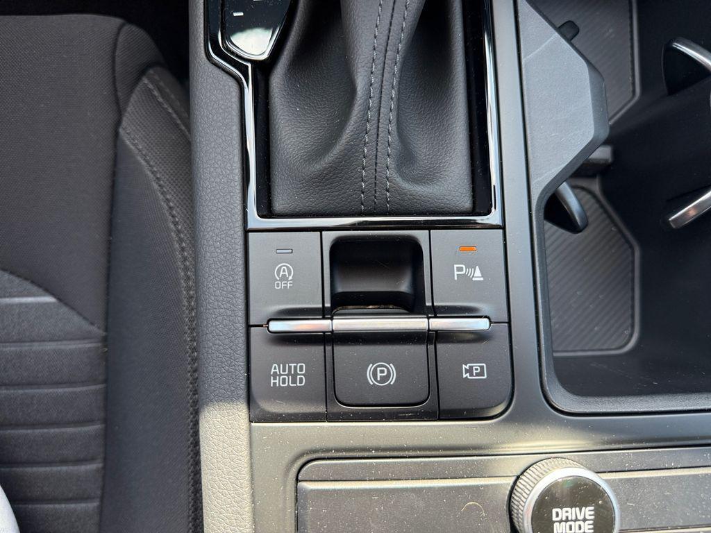 new 2025 Kia K5 car, priced at $27,653