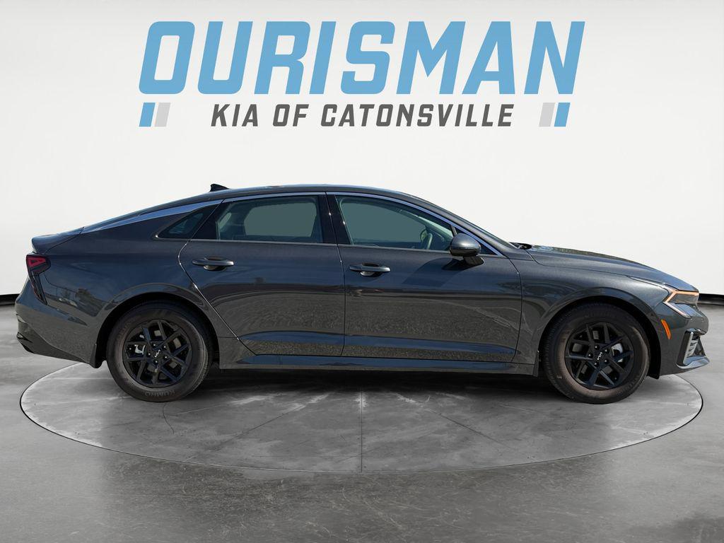 new 2025 Kia K5 car, priced at $27,653