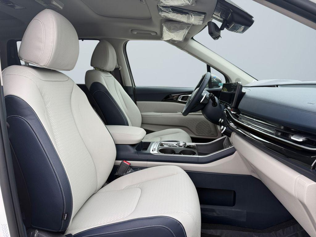 new 2026 Kia Carnival car, priced at $51,154