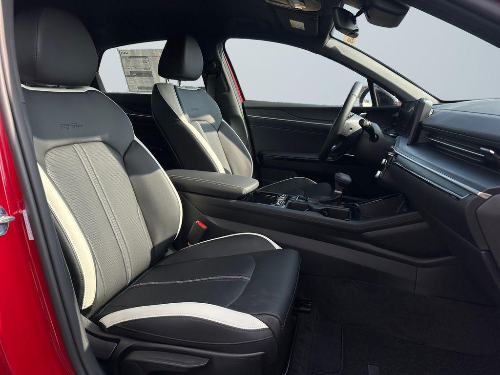 new 2025 Kia K5 car, priced at $28,391