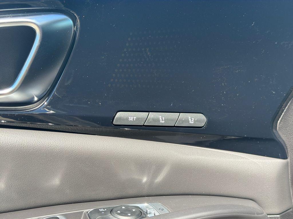 new 2026 Kia Carnival car, priced at $51,154