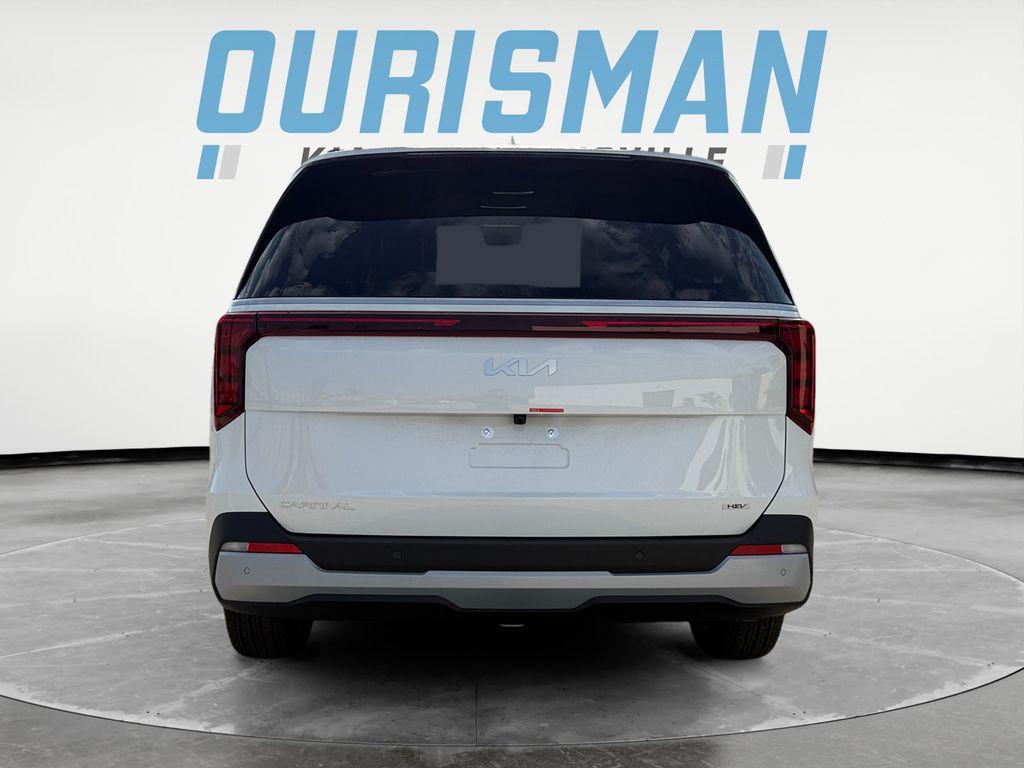 new 2026 Kia Carnival Hybrid car, priced at $43,040