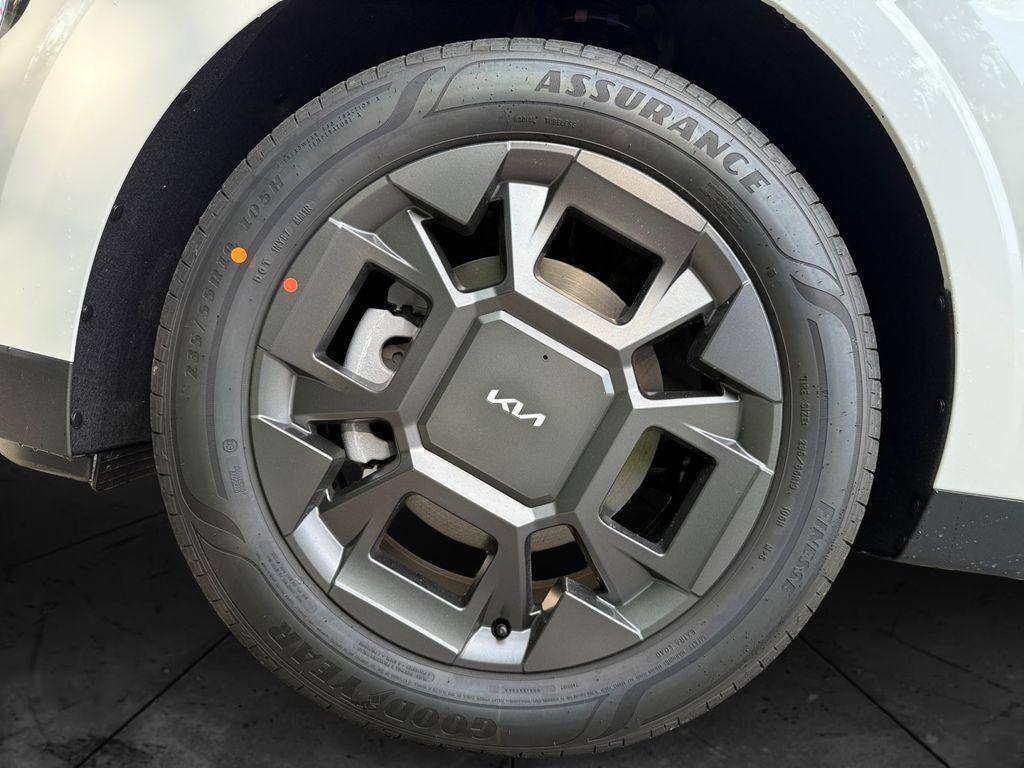 new 2026 Kia Carnival Hybrid car, priced at $43,040