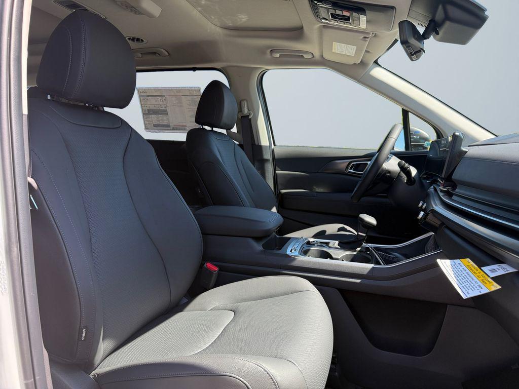 new 2026 Kia Carnival car, priced at $50,692