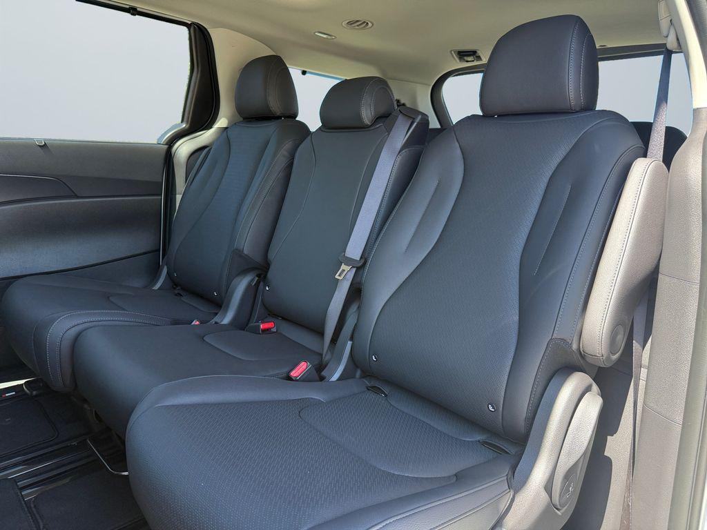 new 2026 Kia Carnival car, priced at $50,692