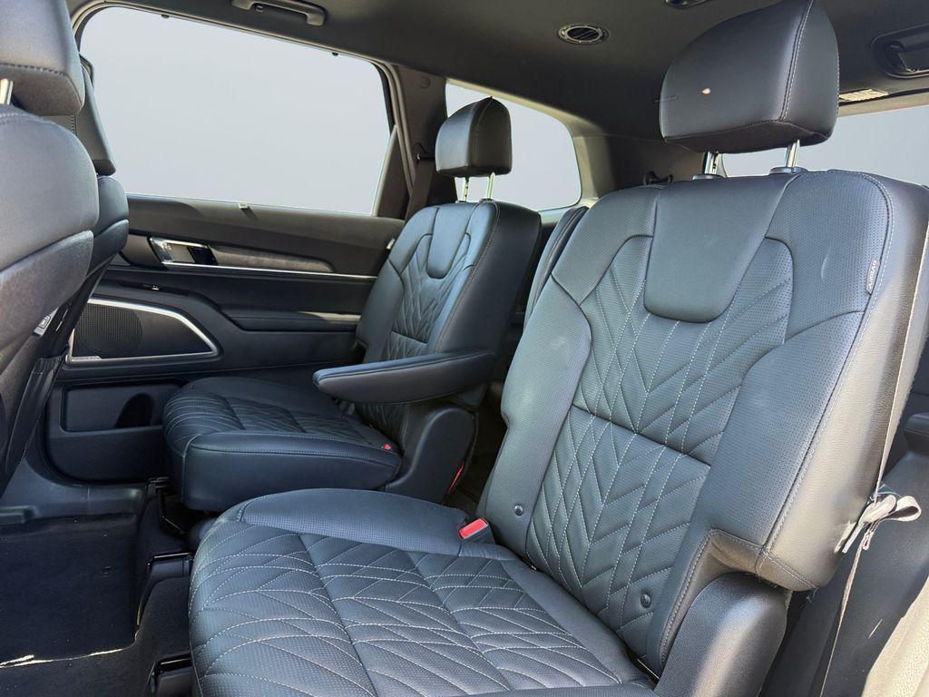 new 2025 Kia Telluride car, priced at $47,539