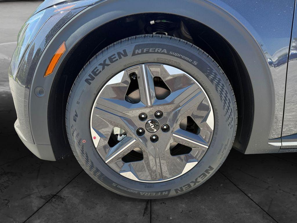 new 2025 Kia EV6 car, priced at $41,500
